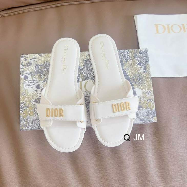 Picture of Dior Slippers _SKUDiorsz35-41JM03032918